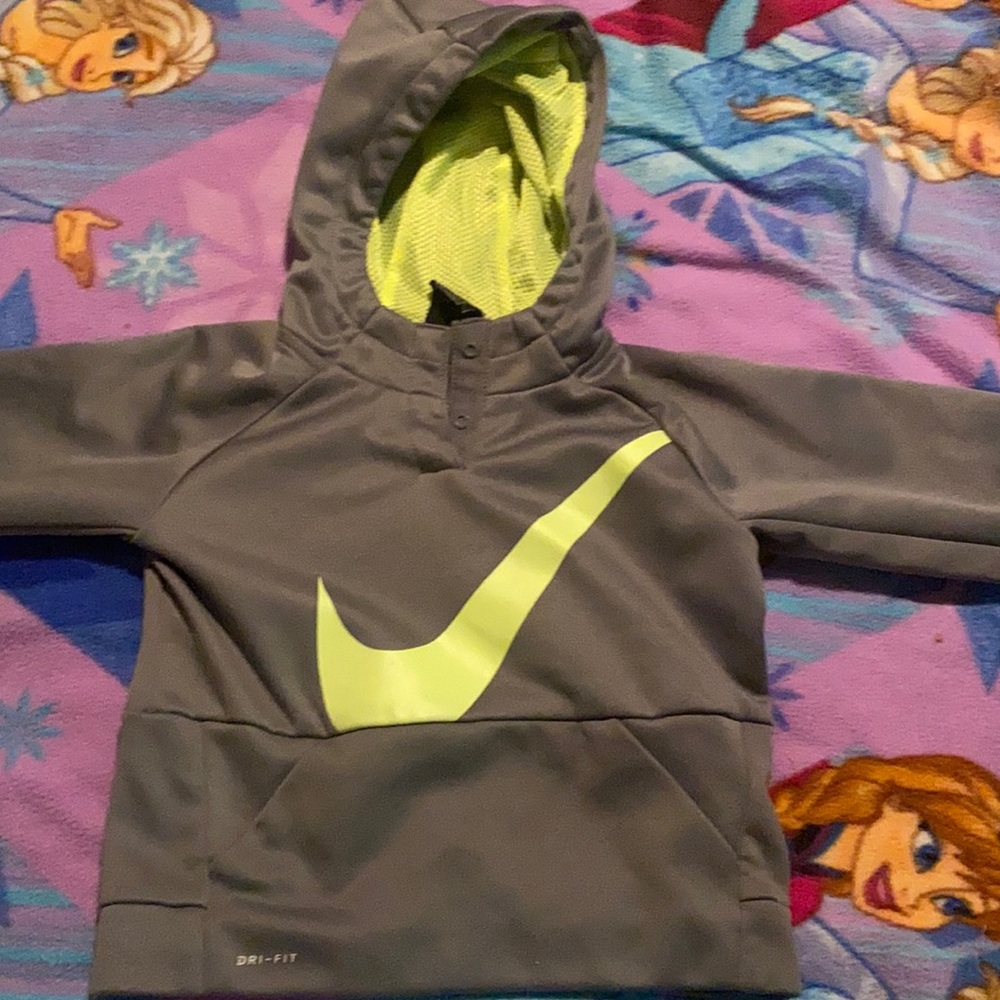 Nike dri fit hoodie
